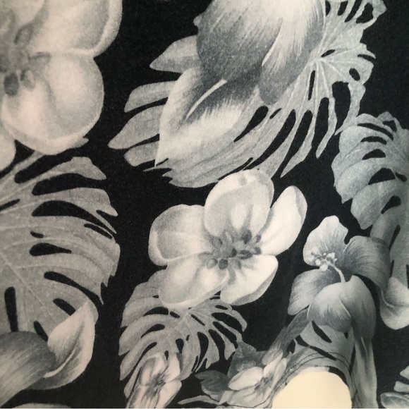 Asphalt Floral Number 13 Tank Top - Picture 6 of 14